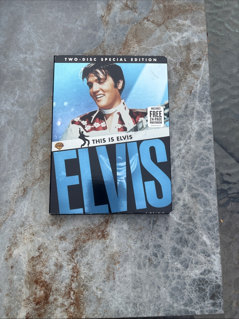 This Is Elvis - Two-Disc Special Edition Portable DVD Player Disc Set (Blue)